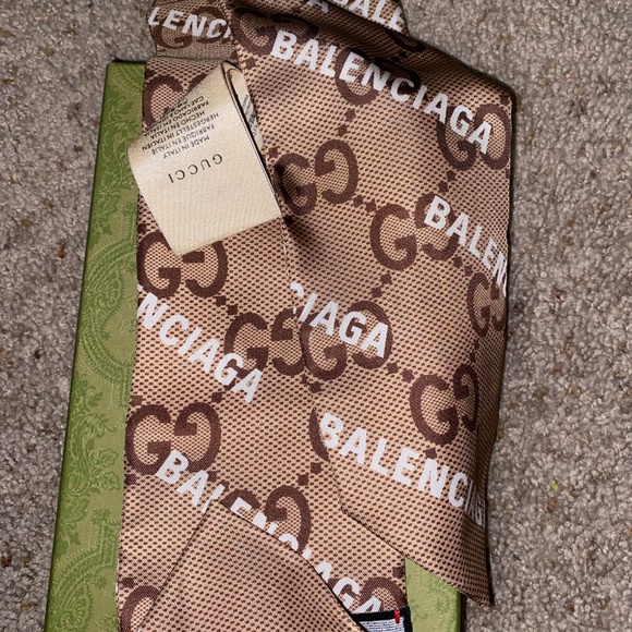 Gucci Balenciaga Scarf - Picture 3 of 4